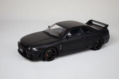 1/18 AUTOart NISSAN SKYLINE GT-R R33 MATT BLACK - 77324