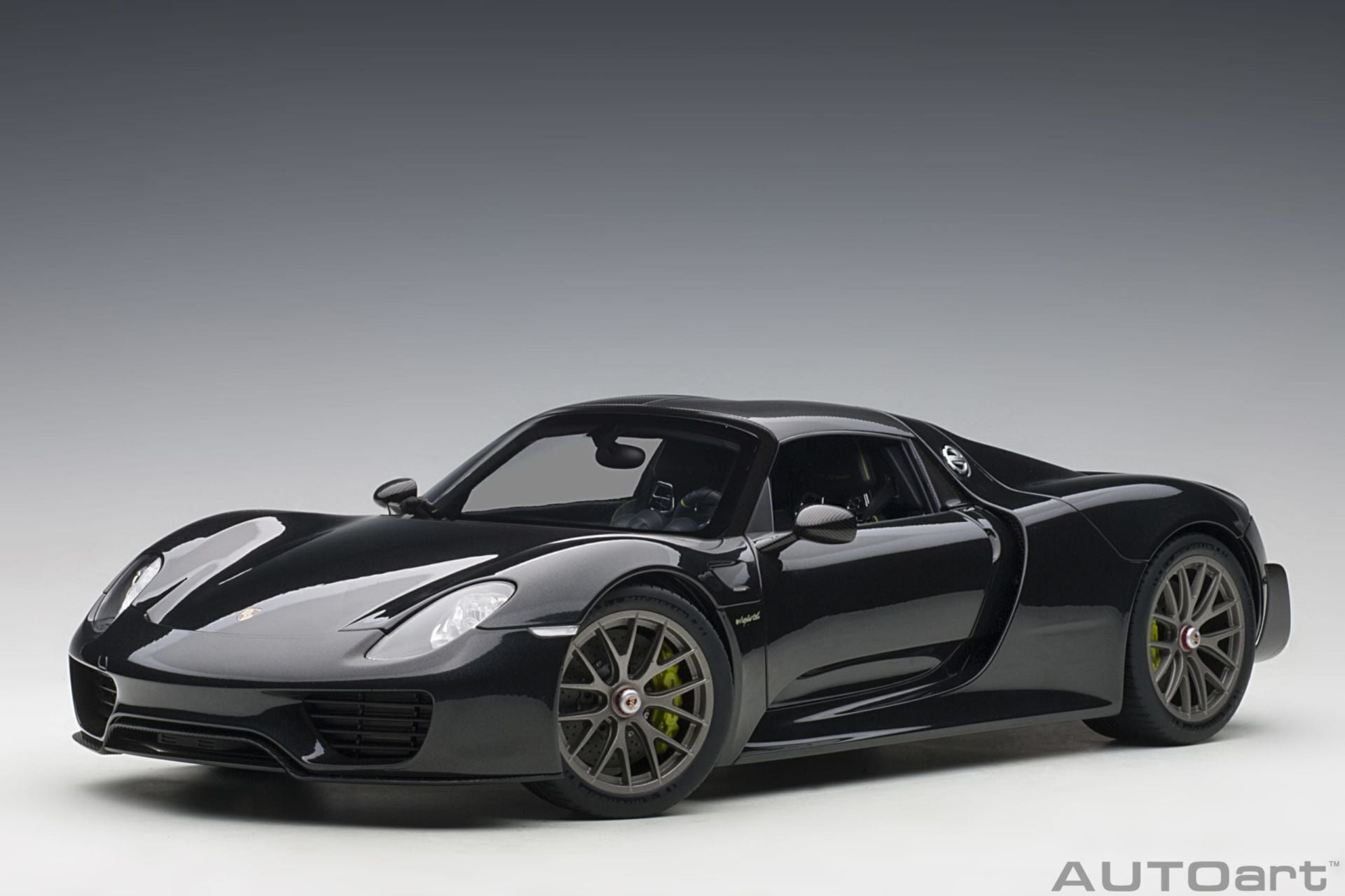 1/12 ÖLÇEK AUTOART - PORSCHE - 918 SPYDER 2013
