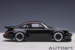 1/18 AUTOART Porsche 911 (930) Turbo Wangan Midnight “Blackbird” (30th anniversary) - 78157