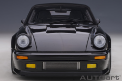 1/18 AUTOART Porsche 911 (930) Turbo Wangan Midnight “Blackbird” (30th anniversary) - 78157