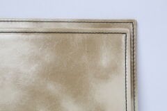 LYRD BOX - 1:18 ÖLÇEK - Desert Beige SERGİLEME STANDI - (SİYAH DİKİŞ) LY162