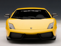 1/18 AUTOart LAMBORGHINI GALLARDO LP570-4 SUPERLEGGERA YELLOW 74658