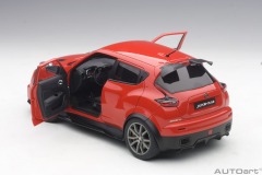 1/18 AUTOART Nissan Juke-R 2.0 (Red) - 77457