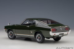 1/18 AUTOART Toyota Celica Liftback 2000GT (RA25) 1973 (Moss Green) - 78768