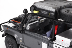 KYOSHO - LAND ROVER - DEFENDER 90 PICK-UP 2001 - LARA CROFT - TOMB RAIDER - ANGIOLINA JOLIE - MOVIE