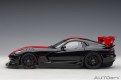 1/18 AUTOART Dodge Viper 1:28 Edition ACR 2017 (Venom Black) with Red Stripes - 71732