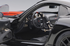 1/18 AUTOART Dodge Viper 1:28 Edition ACR 2017 (Venom Black) with Red Stripes - 71732