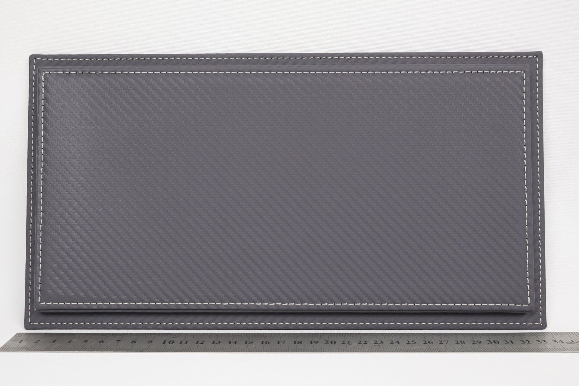 LYRD BOX - 1:18 ÖLÇEK - Carbon Ash Grey SERGİLEME STANDI - (GRİ DİKİŞ) LY170