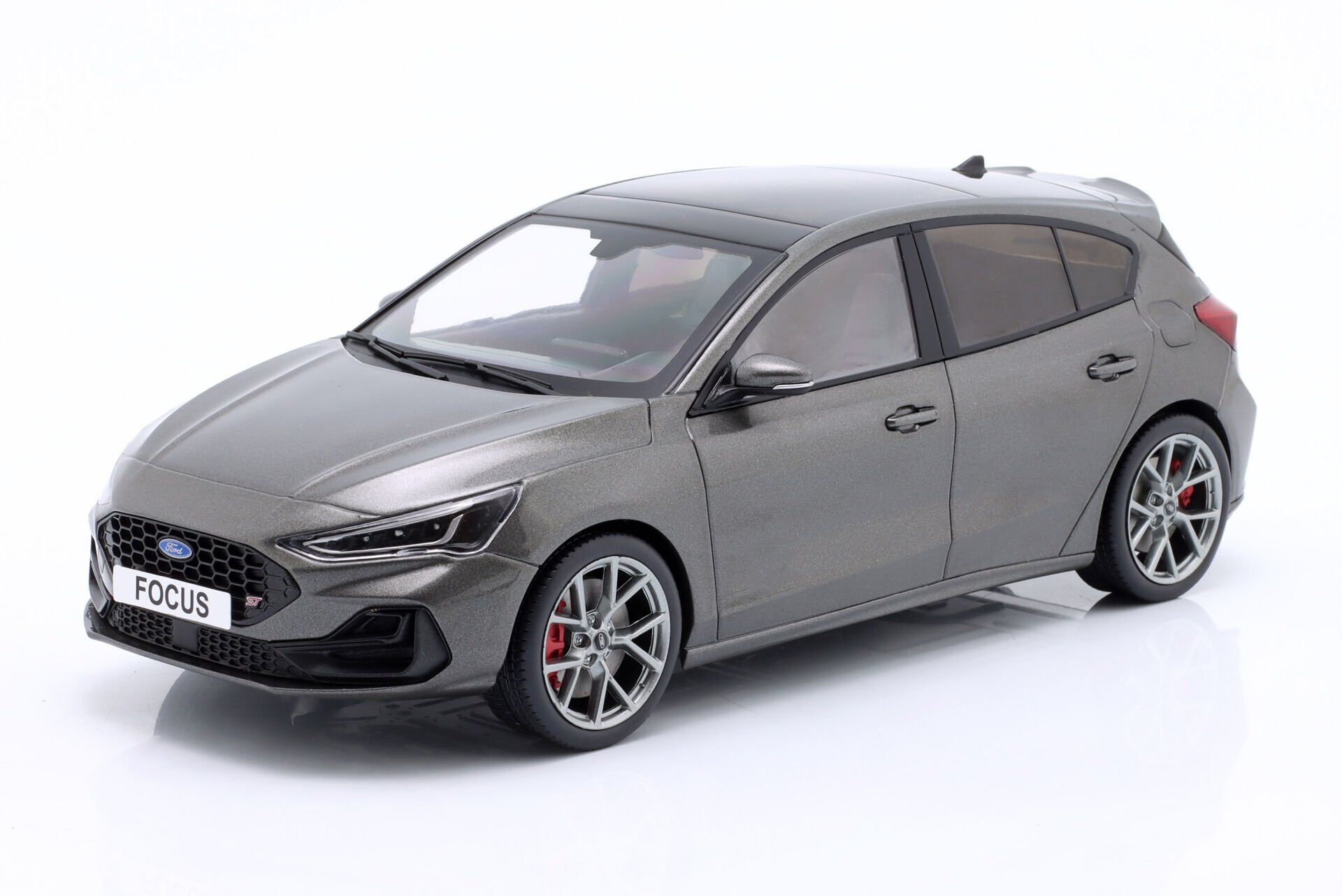 MCG - FORD ENGLAND - FOCUS ST 2022