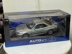 AUTOART - NİSSAN SKYLİNE GT-R R34 V-SPEC II
