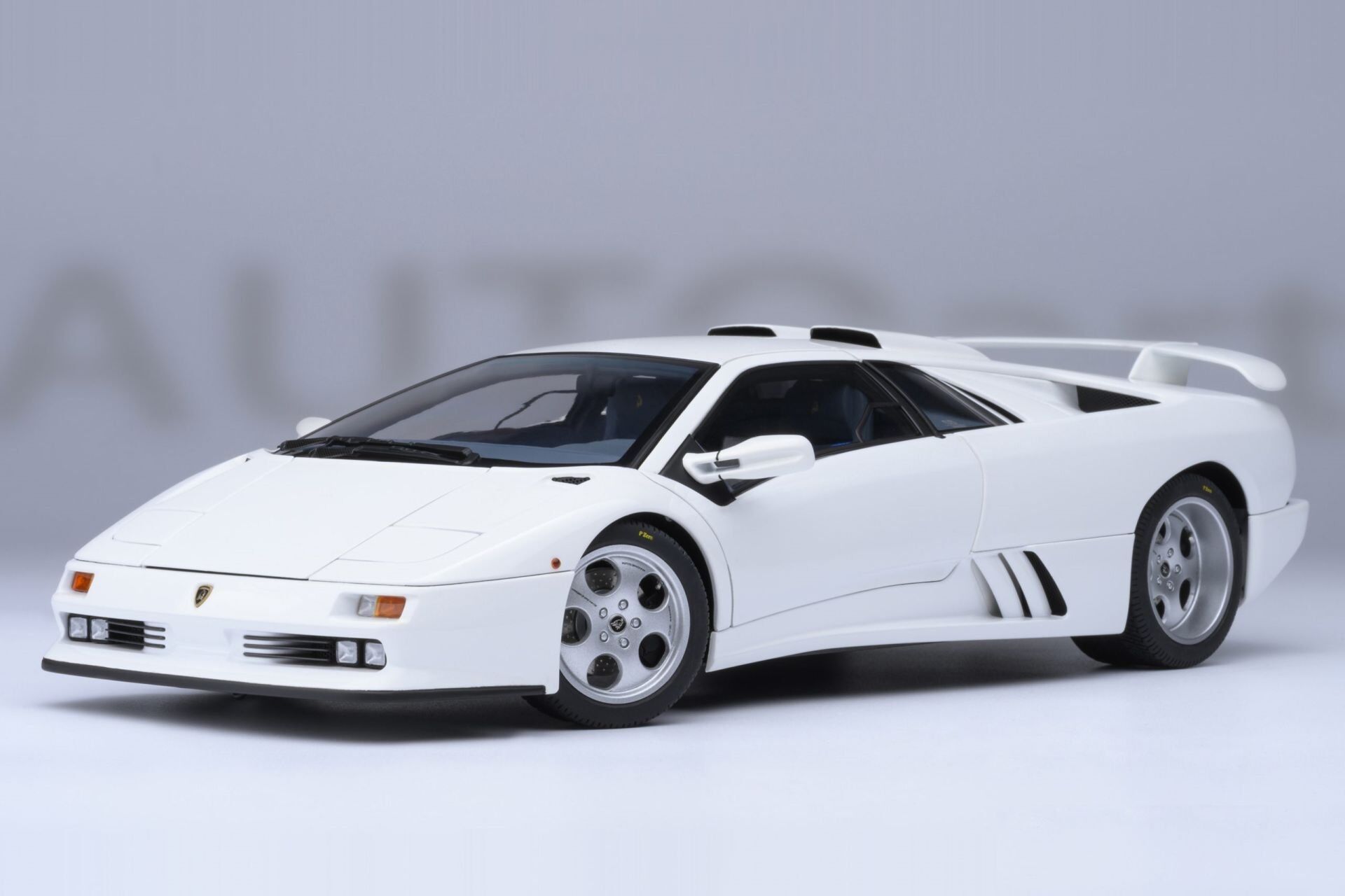 AUTOART - LAMBORGHINI - DIABLO SE30 JOTA 1995