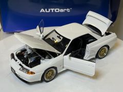 AUTOART - NISSAN - SKYLINE GT-R (R32) V-SPEC II TUNING VERSION 1991