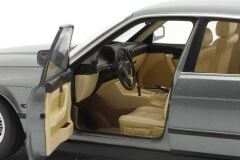 Ön Sipariş - 1/18 MINICHAMPS - BMW 5-SERIES 535i (E34) 1988 - 100024008