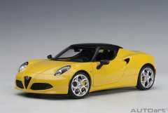 1/18 AUTOART Alfa Romeo 4C Spider (Giallo Prototipo) - 70143