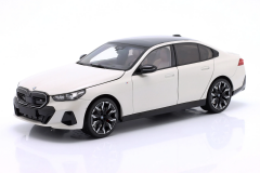 Ön Sipariş - 1/18 MINICHAMPS - BMW - 5-SERIES i5 (G60) 2023 - 110023402