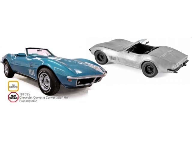 1969 Chevrolet Corvette Convertible, blue metallic