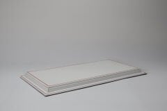 LYRD BOX - 1:18 ÖLÇEK - White & Crimson Edge  SERGİLEME STANDI - (KIRMIZI DİKİŞ) LY183