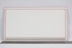 LYRD BOX - 1:18 ÖLÇEK - White & Crimson Edge  SERGİLEME STANDI - (KIRMIZI DİKİŞ) LY183