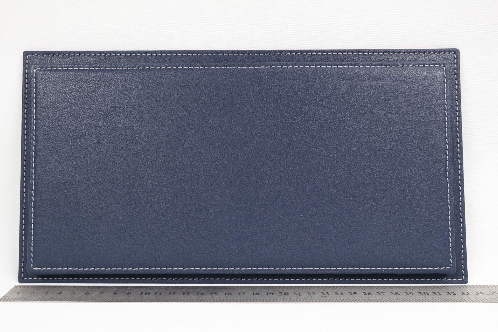 LYRD BOX - 1:18 ÖLÇEK - Classic Navy  SERGİLEME STANDI - (GRİ DİKİŞ) LY184