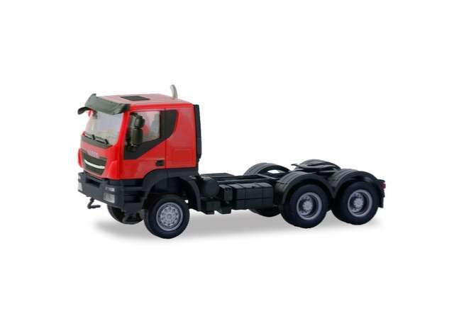 1/87 Iveco Trakker tractor 6×6, red