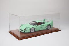 LYRD BOX - 1:18 ÖLÇEK - Glossy Amber  Shine  SERGİLEME STANDI - (GOLD DİKİŞ) LY185