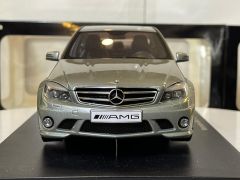 AUTOART - MERCEDES BENZ - C-CLASS C63 AMG 2008 CON SEDILI IN PELLE - WITH LEATHER SEATS