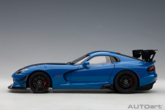 1/18 AUTOART Dodge Viper ACR 2017 (Competition Blue) with Black Stripes) - 71734