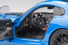 1/18 AUTOART Dodge Viper ACR 2017 (Competition Blue) with Black Stripes) - 71734