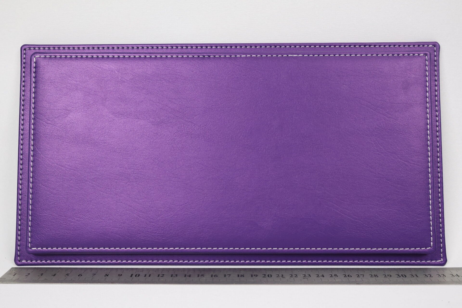 LYRD BOX - 1:18 ÖLÇEK - Violet Charm  SERGİLEME STANDI - (GRİ DİKİŞ) LY188