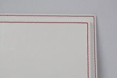 LYRD BOX - 1:18 ÖLÇEK - Arctic White  SERGİLEME STANDI - (KIRMIZI DİKİŞ) LY190