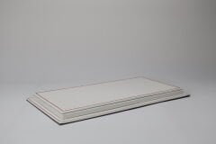 LYRD BOX - 1:18 ÖLÇEK - Arctic White  SERGİLEME STANDI - (KIRMIZI DİKİŞ) LY190