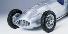 CMC - MERCEDES BENZ - F1 W165 SPIDER DER GROSSE SIEGER VON TRIPOLIS 1939