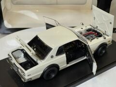 AUTOART - NISSAN - SKYLINE GT-R (KPGC10) TUNED VERSION 1973