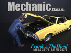1/18 American Diorama Mechanic Classic - Frank Under the Hood - AD38179