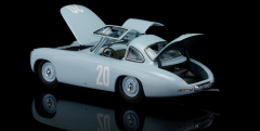 1/18 CMC Mercedes-Benz 300 SL (W194) Grand Prix of Bern, 1952 #20 blue - M159