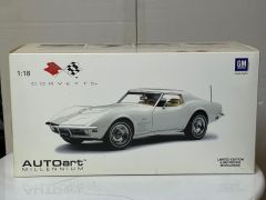 AUTOART - CHEVROLET - CORVETTE SPIDER 1970