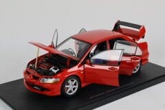 1/18 AUTOART - MITSUHBISHI LANCER EVO VIII RED
