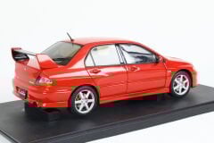 1/18 AUTOART - MITSUHBISHI LANCER EVO VIII RED