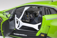 1/18 AUTOART Lamborghini Huracán GT3 Presentation Car (Verde Mantis) #63 - 81529