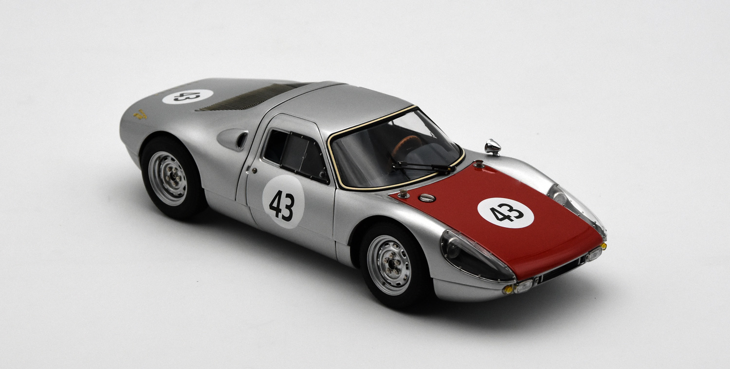 1/18 CMC Porsche 904 Carrera GTS, 500 km Spa 1964, Leon Dernier, #43 - M233