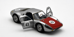 1/18 CMC Porsche 904 Carrera GTS, 500 km Spa 1964, Leon Dernier, #43 - M233