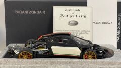1/18 AUTOART - PAGANI - ZONDA R 2009 - WITH ITALIAN BAND - 78262