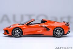 AUTOART - CHEVROLET - CORVETTE C8 Z51 STINGRAY SPIDER 2020