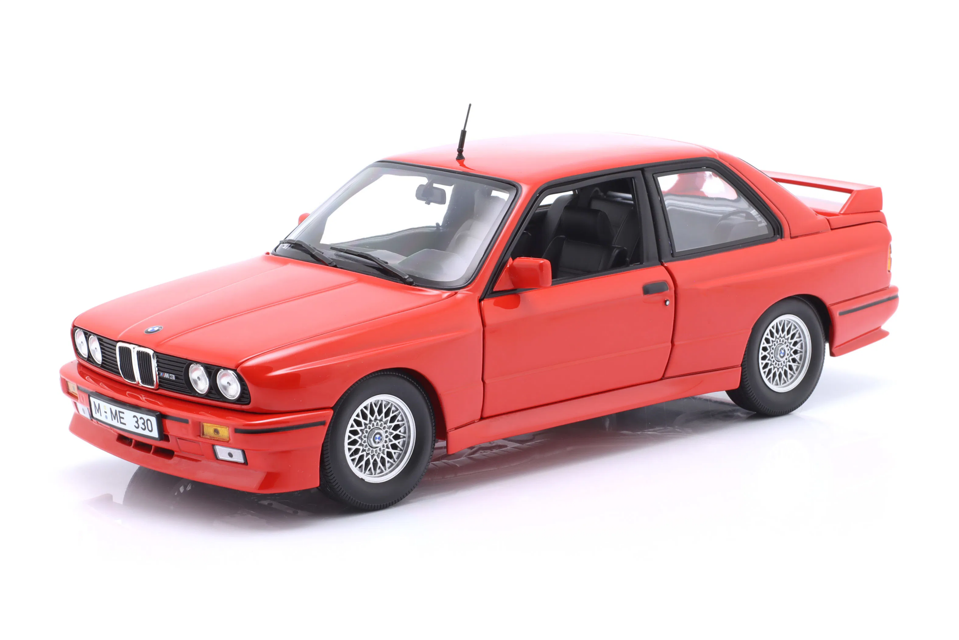 1/18 MINICHAMPS - BMW - 3-SERIES M3 (E30) 1987