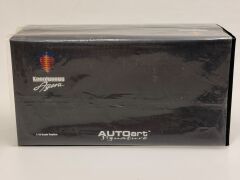 1/18 AUTOART  KOENIGSEGG - AGERA SPIDER 2011 - Blue/White - 79008