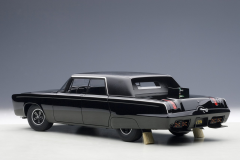 1/18 AUTOart Black Beauty “Green Hornet” - 71546