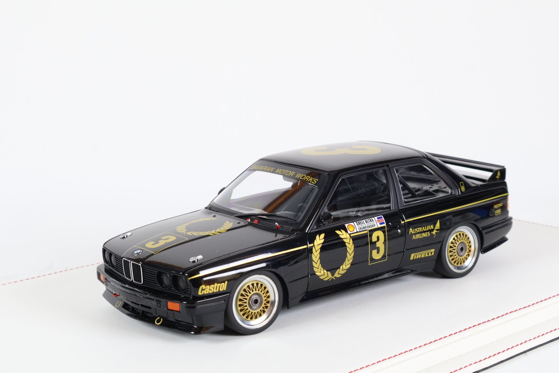 1/18 AUTOart BMW M3 E30 Austrian Airlines n3 Jim Richards ATCC