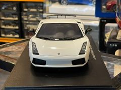 AUTOART - LAMBORGHINI - GALLARDO SUPERLEGGERA 2007