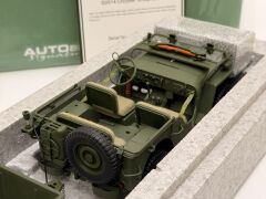 1/18 AUTOART Jeep Willys Army Green with Trailer - 74016