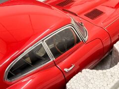 1/18 AUTOART Jaguar E-Type Series I 3.8 (Red) - 73614